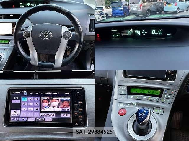 Toyota PRIUS 2012-03 8831170-3