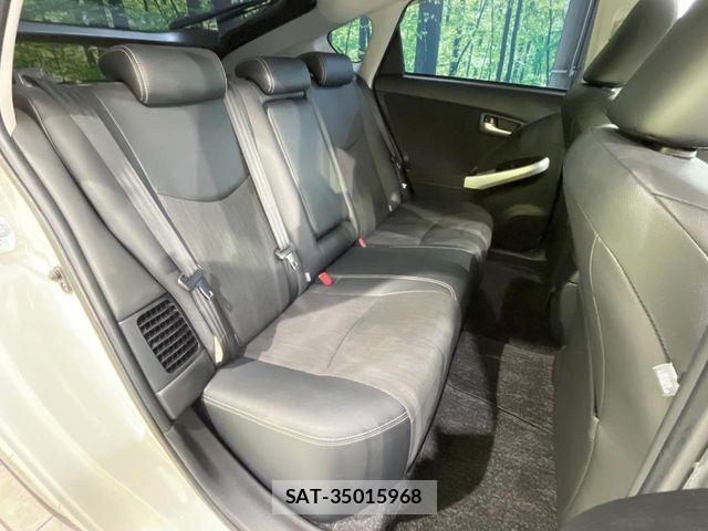 Toyota PRIUS 2015-10 8831141-9