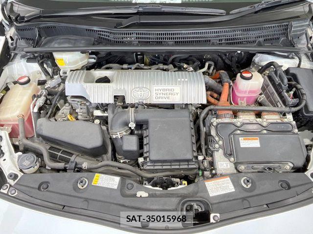Toyota PRIUS 2015-10 8831141-17