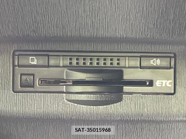 Toyota PRIUS 2015-10 8831141-6