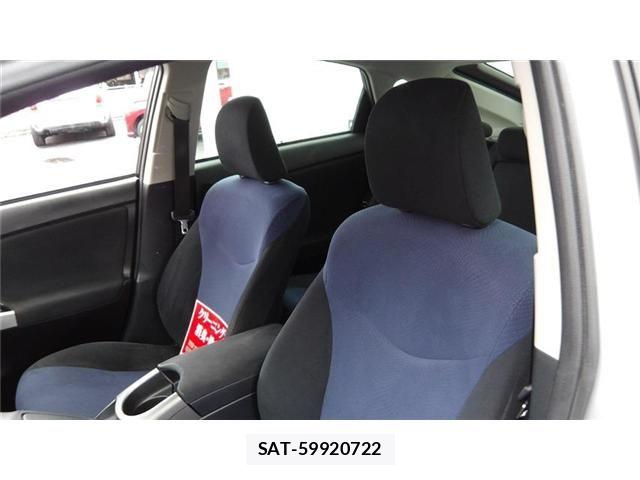 Toyota PRIUS 2012-03 8831158-9