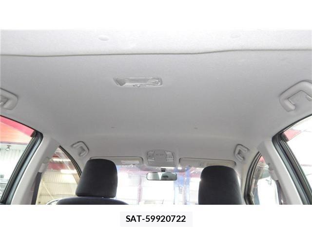 Toyota PRIUS 2012-03 8831158-13