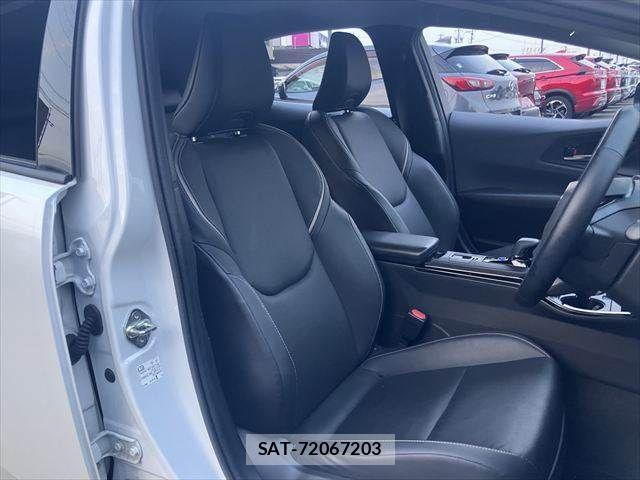 Toyota PRIUS 2023-07 8831101-13