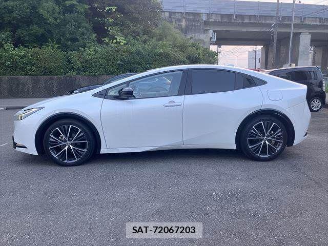 Toyota PRIUS 2023-07 8831101-25
