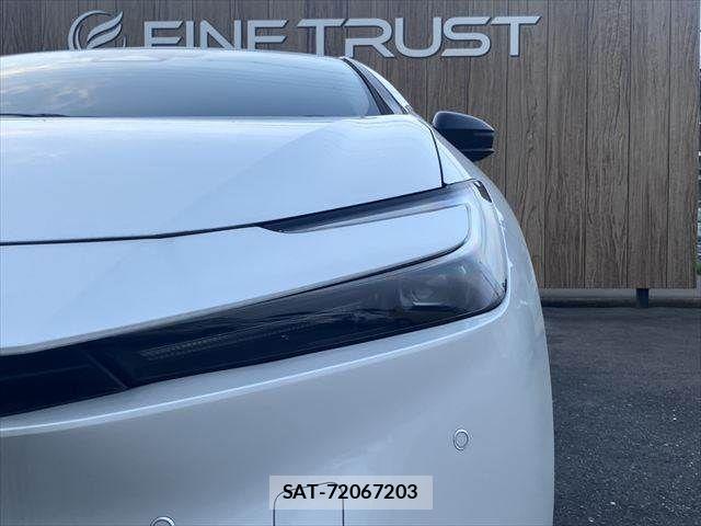 Toyota PRIUS 2023-07 8831101-28