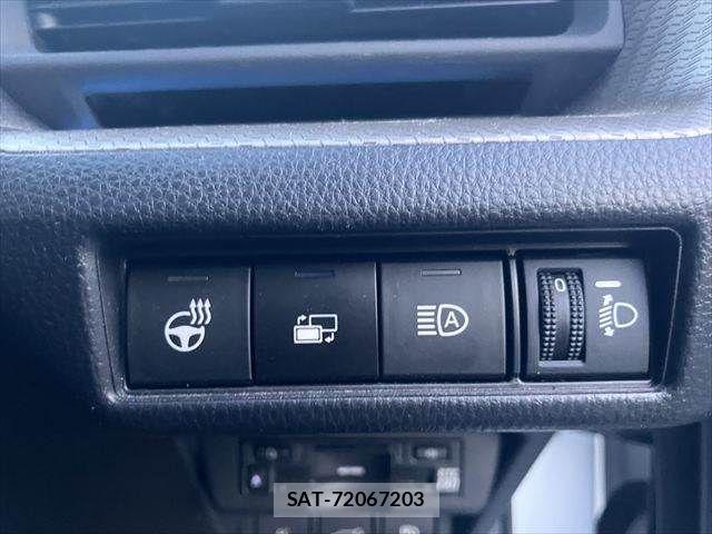 Toyota PRIUS 2023-07 8831101-7