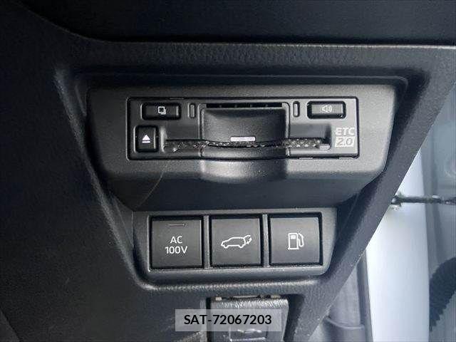 Toyota PRIUS 2023-07 8831101-8
