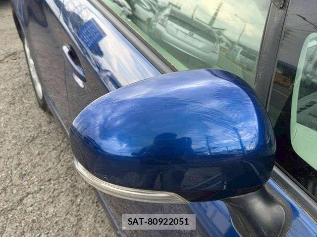Toyota PRIUS 2011-10 8831169-16