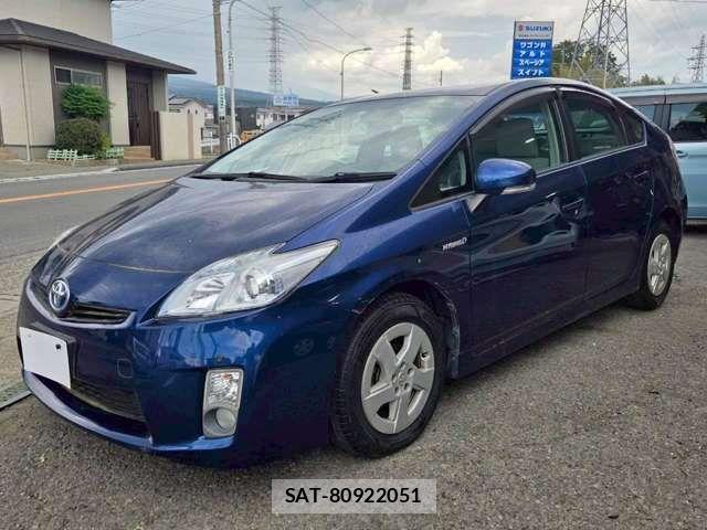 Toyota PRIUS 2011-10 8831169-4
