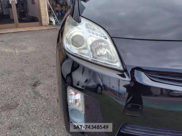 Toyota PRIUS 2009-12 8831165-12