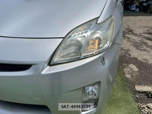 Toyota PRIUS 2010-03 8831177-12