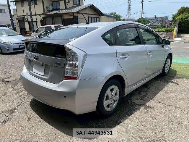 Toyota PRIUS 2010-03 8831177-8