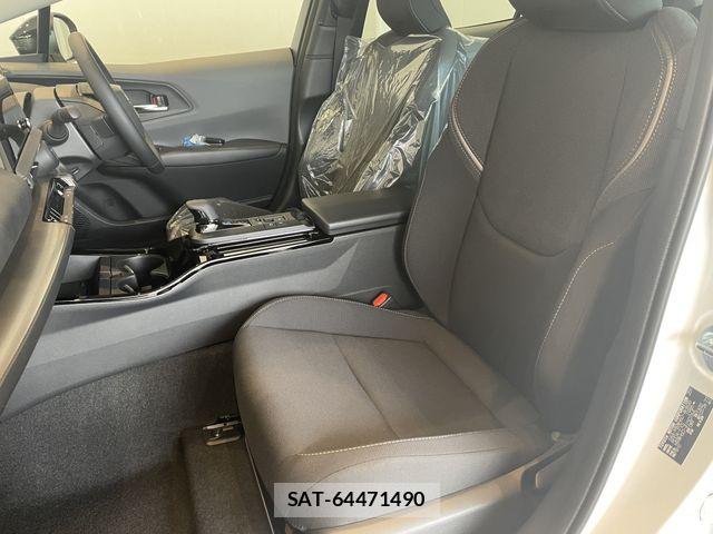 Toyota PRIUS 2026-07 8831092-26