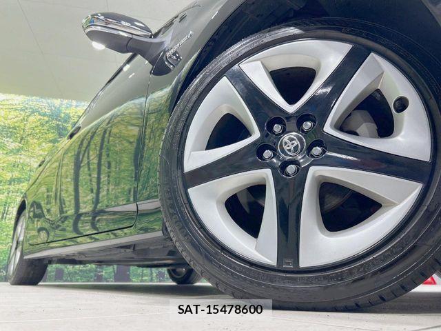 Toyota PRIUS 2016-06 8831128-12