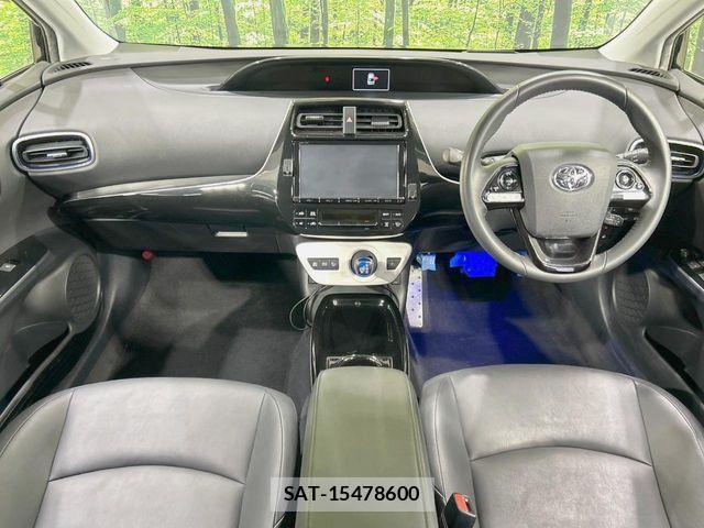 Toyota PRIUS 2016-06 8831128-1