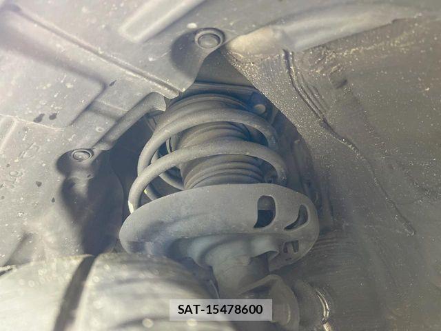 Toyota PRIUS 2016-06 8831128-19