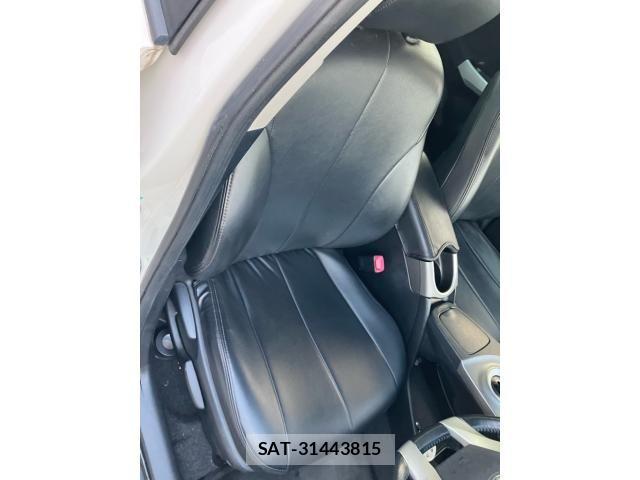 Toyota PRIUS 2013-04 8831183-4