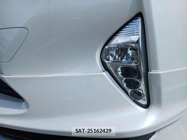 Toyota PRIUS 2016-01 8831146-22
