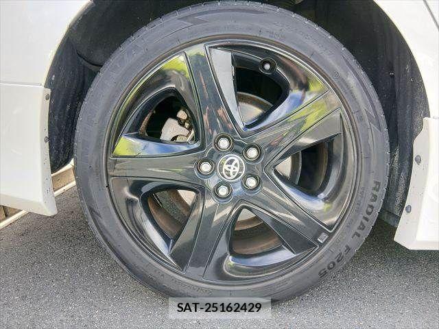 Toyota PRIUS 2016-01 8831146-26