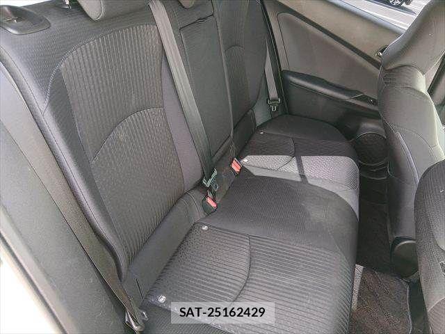 Toyota PRIUS 2016-01 8831146-7