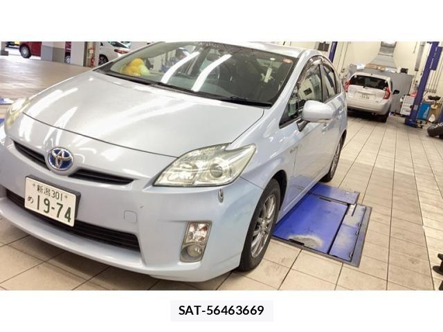 Toyota PRIUS 2010-05 8831188-2