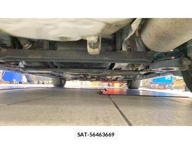 Toyota PRIUS 2010-05 8831188-6