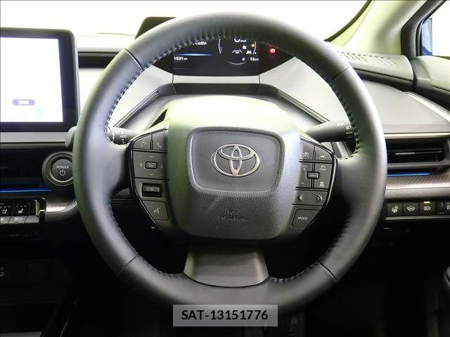 Toyota PRIUS 2025-09 8831091-12