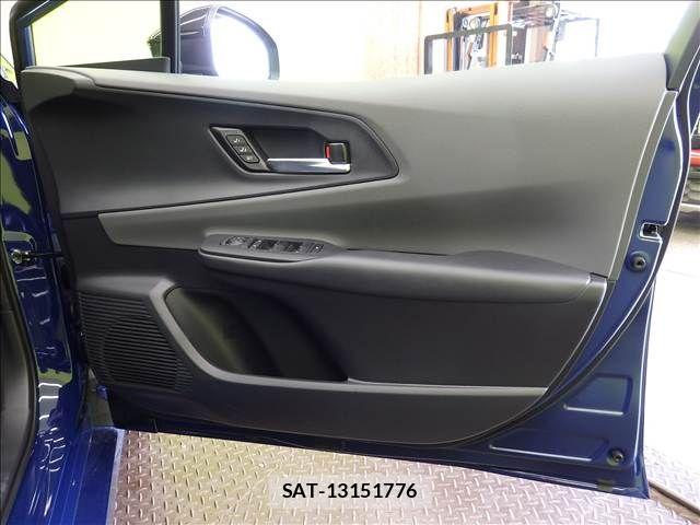 Toyota PRIUS 2025-09 8831091-25