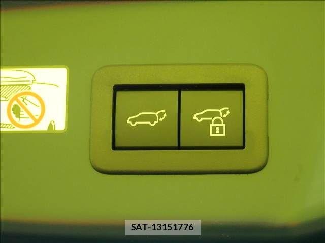 Toyota PRIUS 2025-09 8831091-29