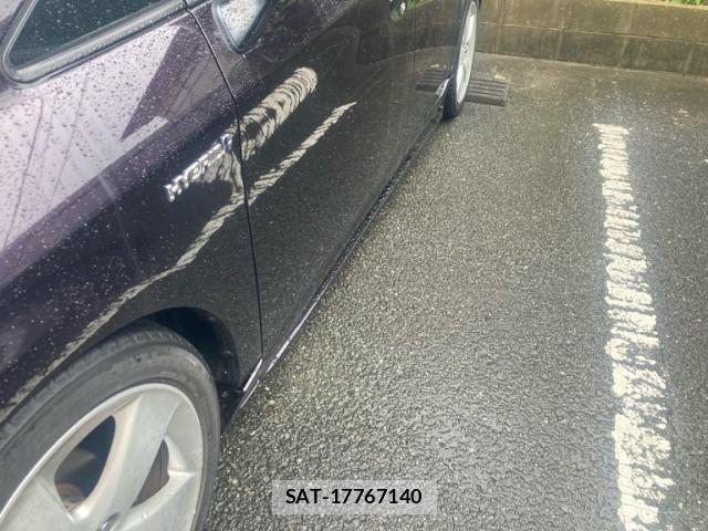 Toyota PRIUS 2012-05 8831179-9