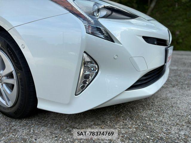 Toyota PRIUS 2018-10 8831126-4