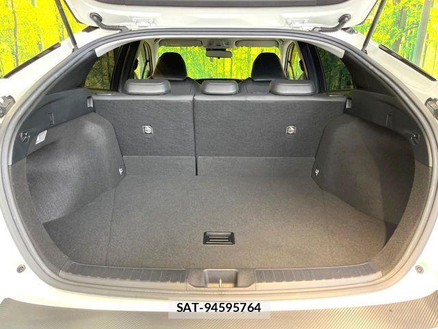 Toyota PRIUS 2019-01 8831119-9
