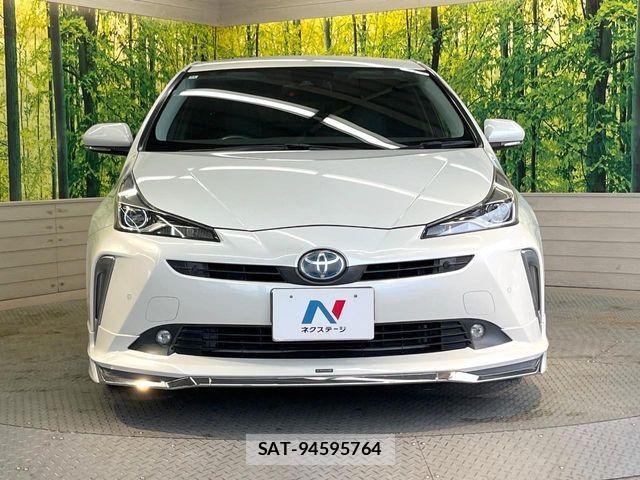 Toyota PRIUS 2019-01 8831119-13