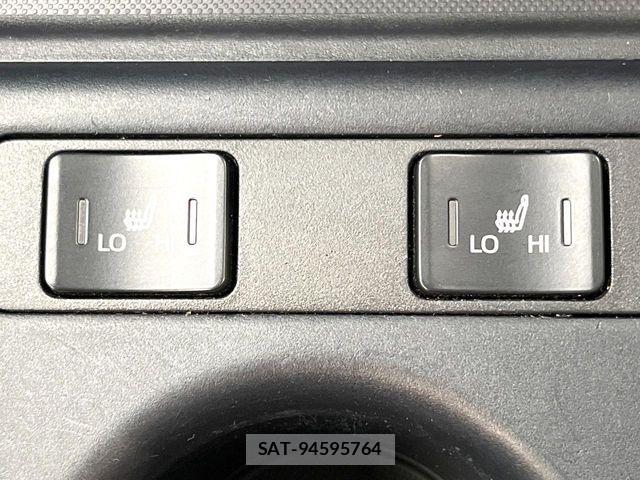 Toyota PRIUS 2019-01 8831119-6