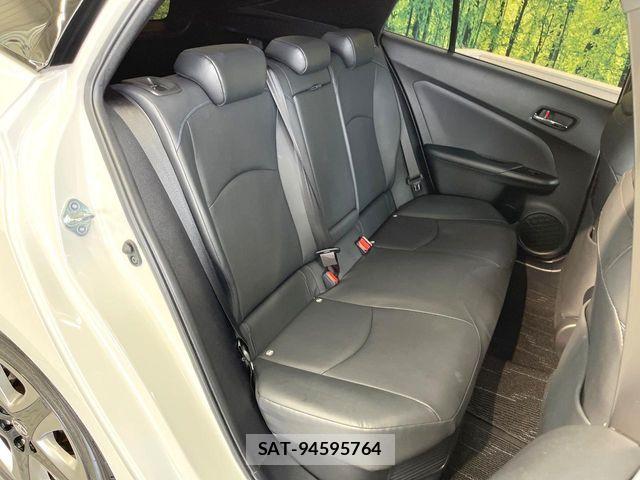Toyota PRIUS 2019-01 8831119-8