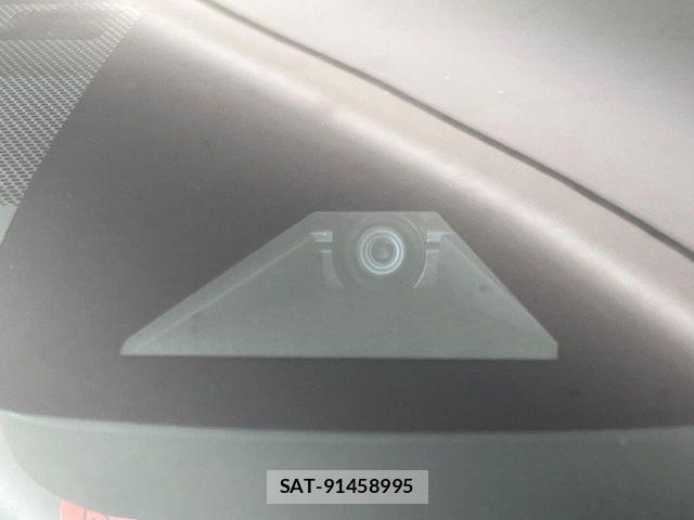 Toyota PRIUS 2017-06 8831140-5