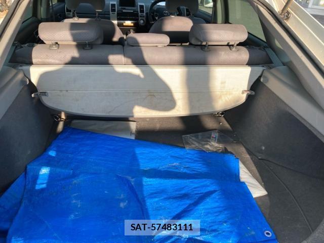 Toyota PRIUS 2008-12 8831171-9