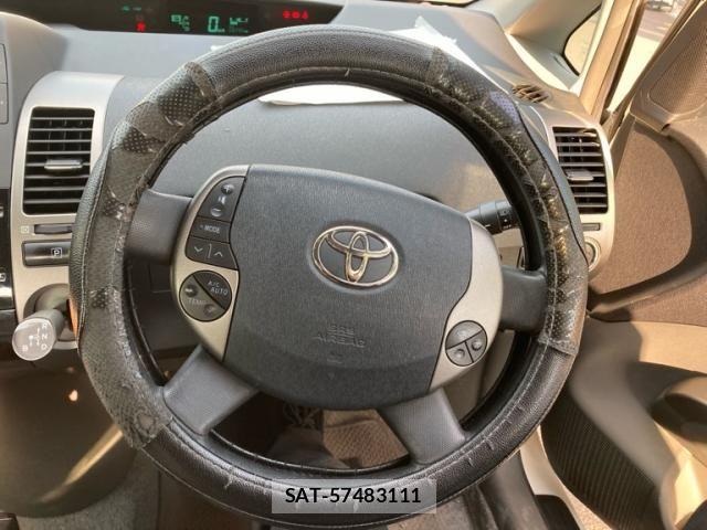 Toyota PRIUS 2008-12 8831171-17
