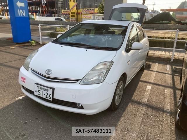Toyota PRIUS 2008-12 8831171-1