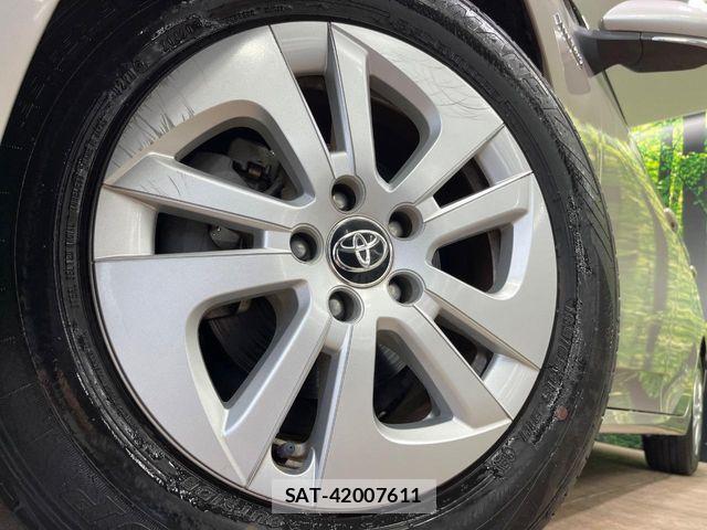 Toyota PRIUS 2016-10 8831129-12