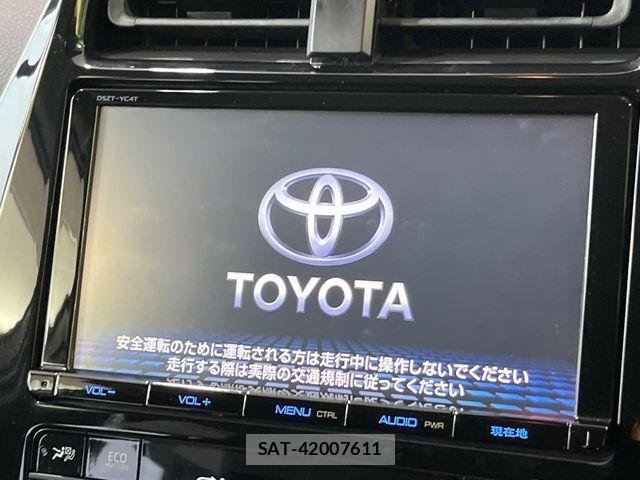 Toyota PRIUS 2016-10 8831129-2