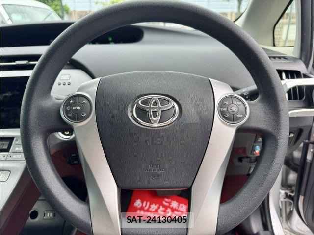 Toyota PRIUS 2012-08 8831181-8