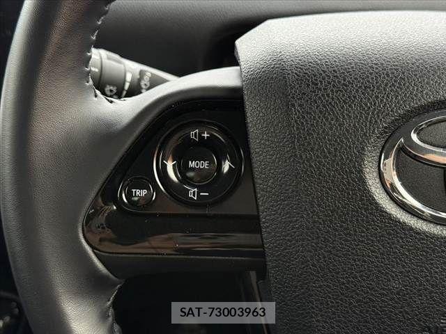 Toyota PRIUS 2019-11 8831131-22