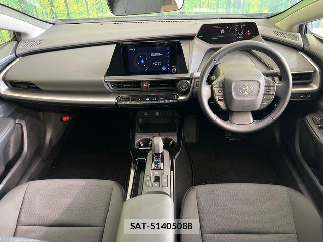 Toyota PRIUS 2023-07 8831112-1