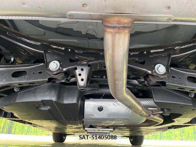 Toyota PRIUS 2023-07 8831112-19
