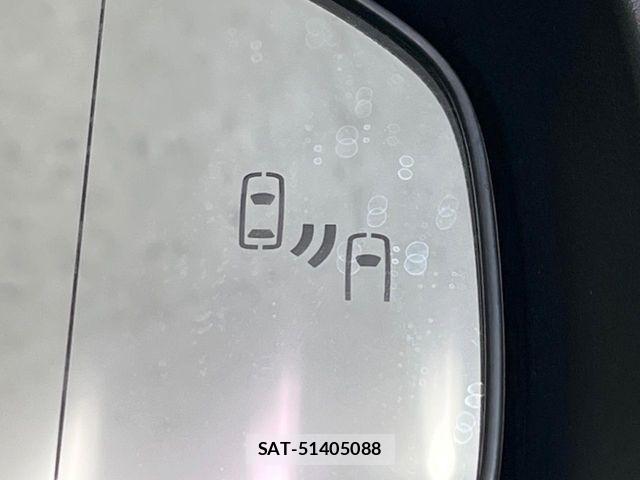 Toyota PRIUS 2023-07 8831112-6