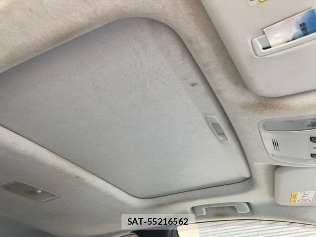 Toyota PRIUS 2016-10 8831163-16