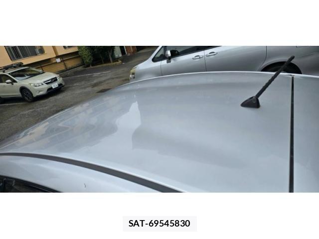 Toyota PRIUS 2010-04 8831176-14