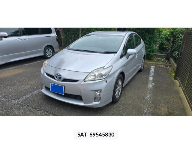 Toyota PRIUS 2010-04 8831176-1