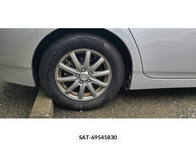 Toyota PRIUS 2010-04 8831176-4